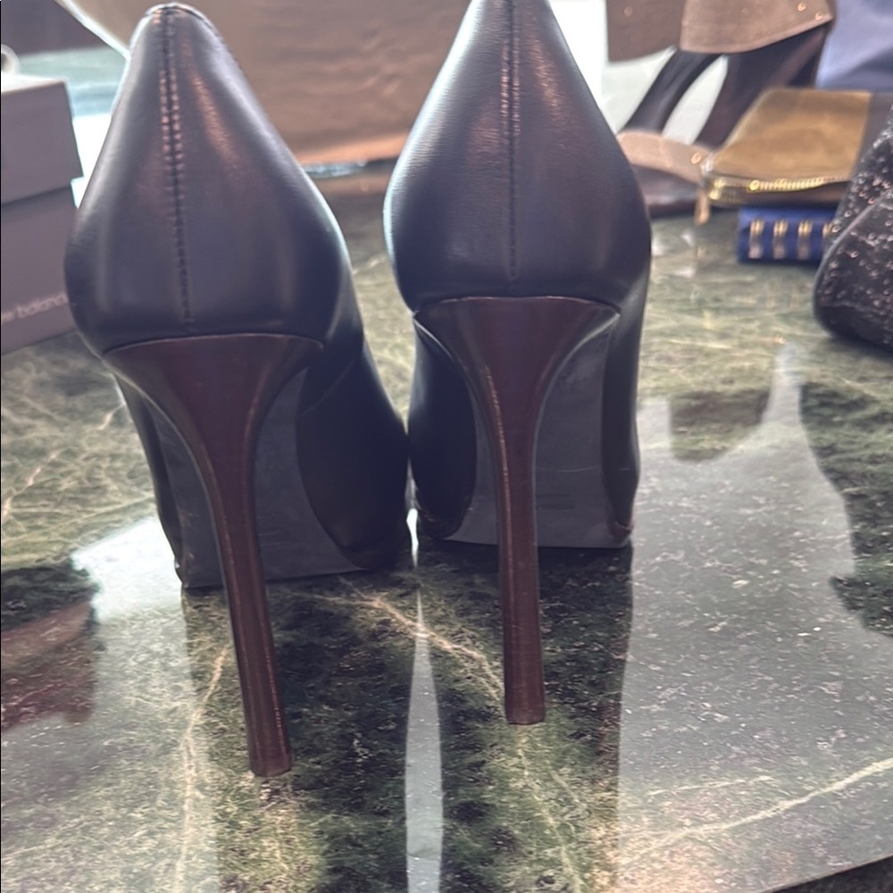 Black Lanvin Pumps EUC size 37.5/7.5 - Picture 6 of 10